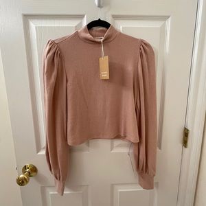 NEW WITH TAGS Reformation Top (puff sleeve)